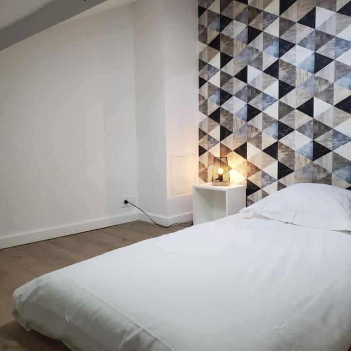 L'Atelier B Magnifique Loft Avec Terrasse Privee Apartman Saint-Etienne  Kültér fotó